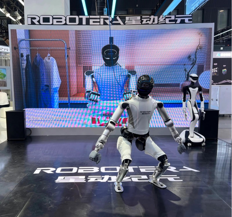 具身智能“六边形战士”亮相世界机器人大会