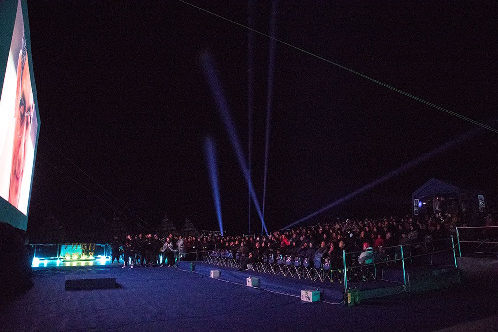 夜空之镜 湖畔影院史上最美电影院-------《阿修罗》看片会 领略美景中的“美景”(图4)