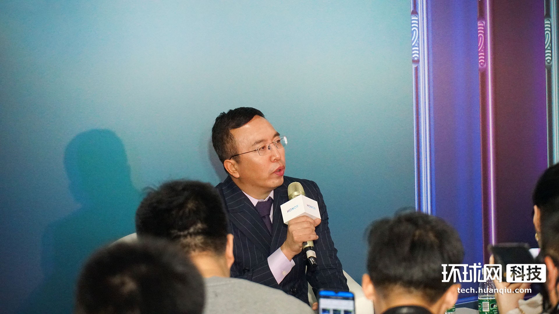 荣耀总裁赵明：荣耀的5G手机将于今年四季度推出
