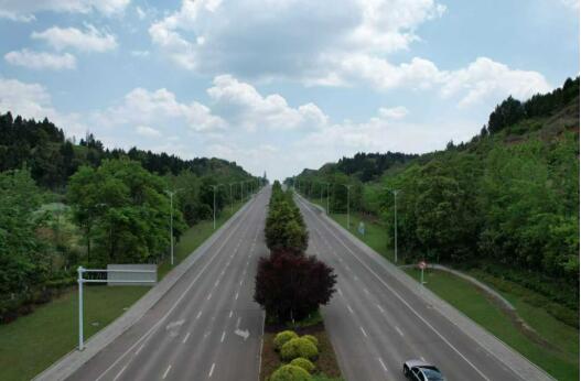 项目不收尾 债务滚雪球——四川资阳一“交钥匙”项目变“马拉松”工程调查