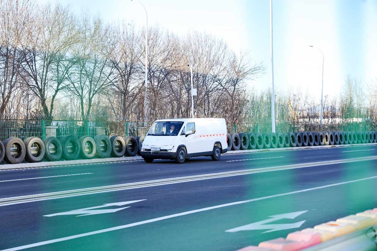 买车送权益更送增收路径，福田卡文刷新货运行业服务逻辑