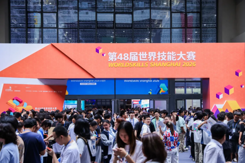 以匠心致敬匠心：一套世赛领奖服背后的中国制造