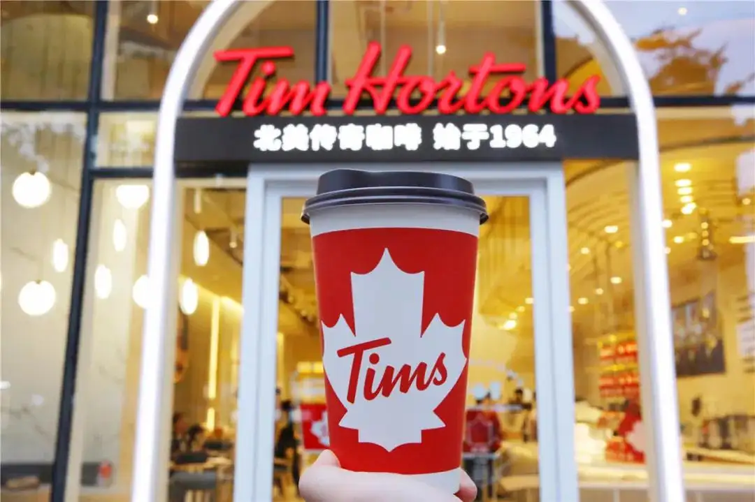 Tims联手美国炸鸡品牌 各取所需还是相互救赎？