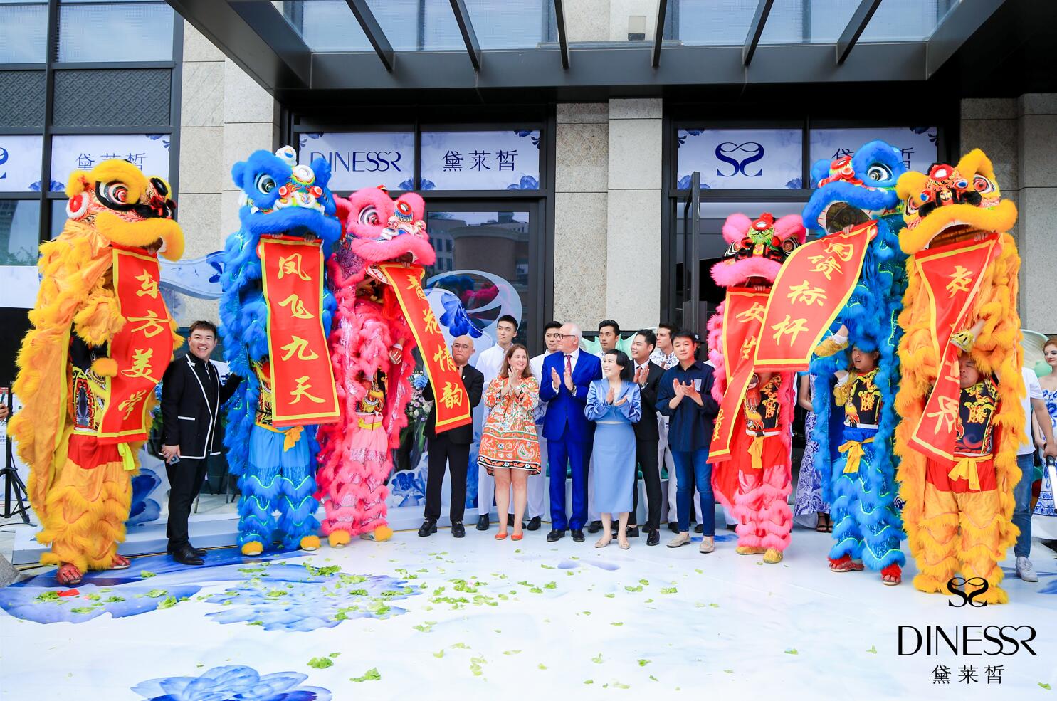 致敬东方美学元素，黛莱皙上海外滩旗舰店开业