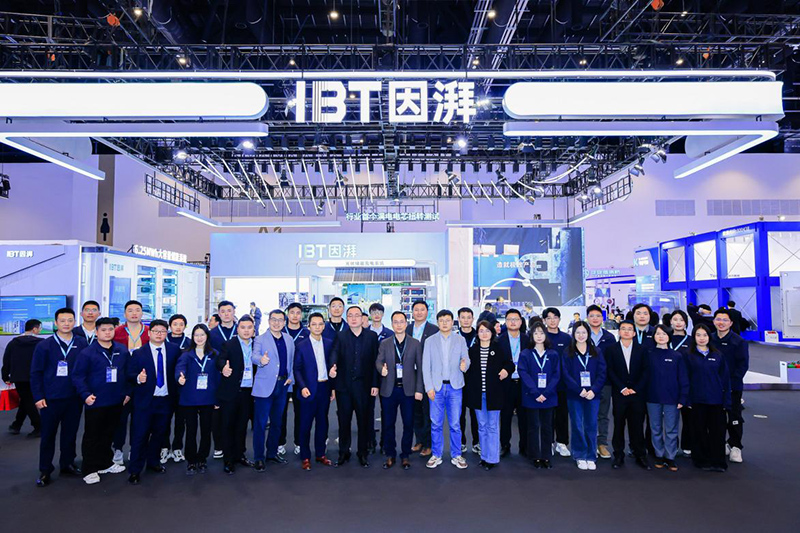 行业首款587Ah半固态储能大电芯实物首秀 因湃亮相ESIE2026引行业关注