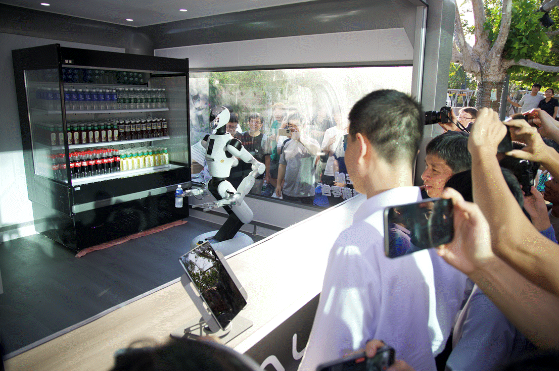 银河通用亮相 2025 世界机器人大会，搭载英伟达最新 Thor 芯片，Galbot 全球首发震撼登场