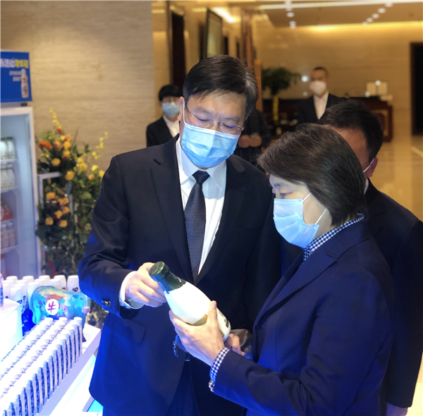 打造乳业产业集群航母 蒙牛助推内蒙古奶业振兴再上新高度