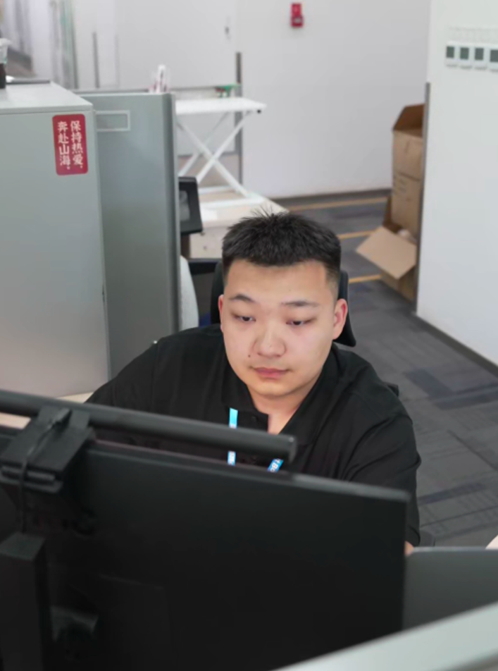 央视采访百度AI训练师：商家智能体覆盖2.7万家企业，专属知识问答如流