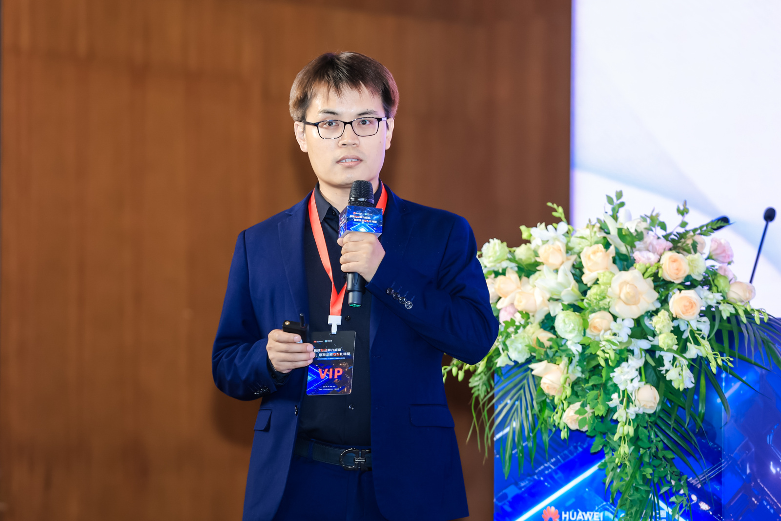 华为数通产品线数据中心网络领域首席架构师 魏智杰先生