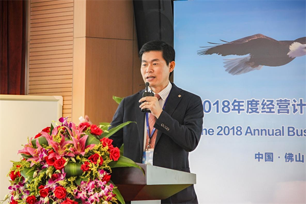 我们培养100家受世界人民尊重的中国企业——访广东翔蓝企业管理顾问有限公司创始人周南征