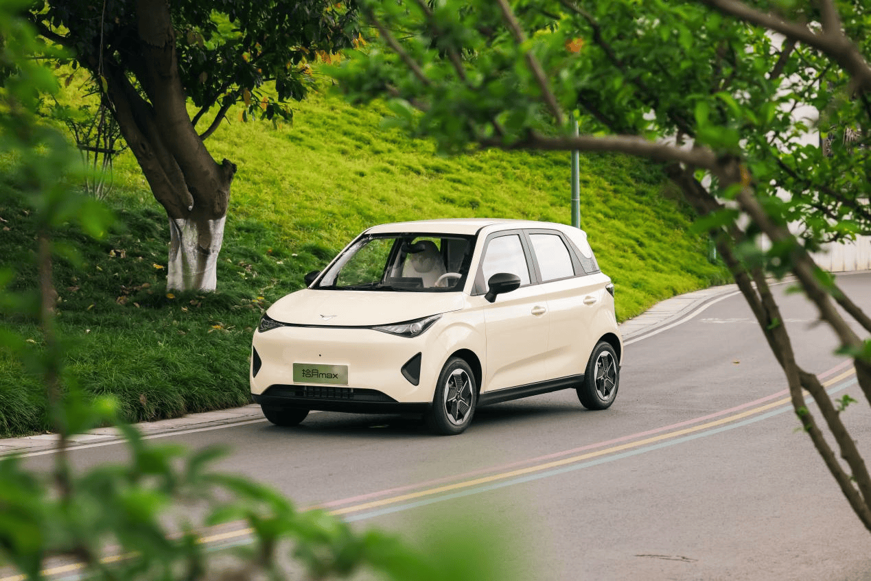 4.59万起售，99元享限时三重权益 拾月max小心愿双版本如何选？