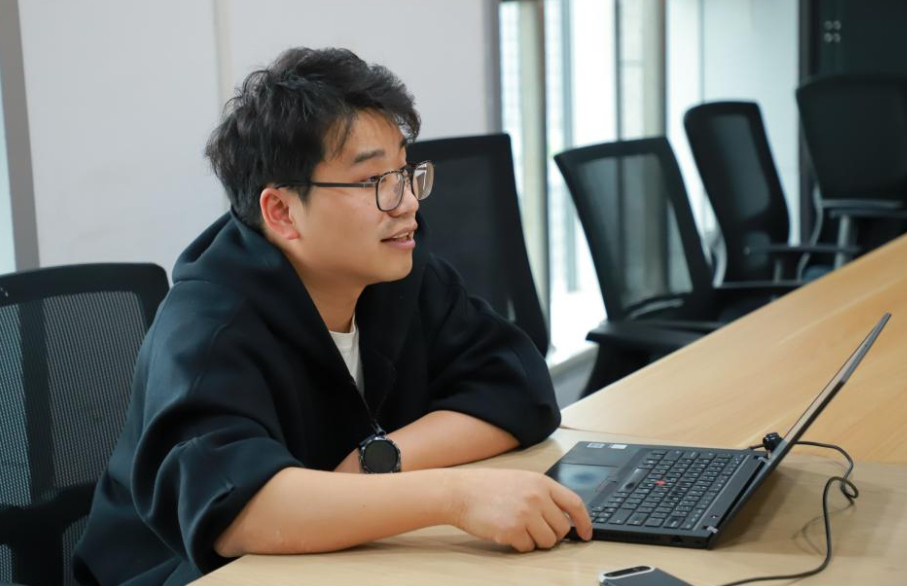 利用AI 他22天再造了工作流程